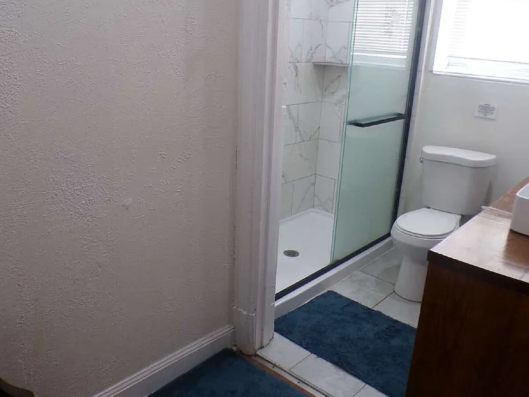 308 E Jacob St #7 — Photo 10