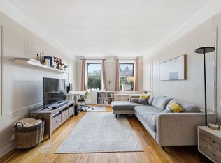 7234 Austin St APT F6, Forest Hills, NY 11375