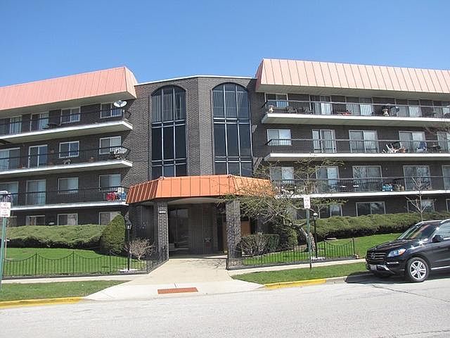 1st image of 4940 Foster St APT 209