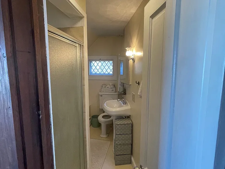 3 Courtyard Cir #3 — Photo 16