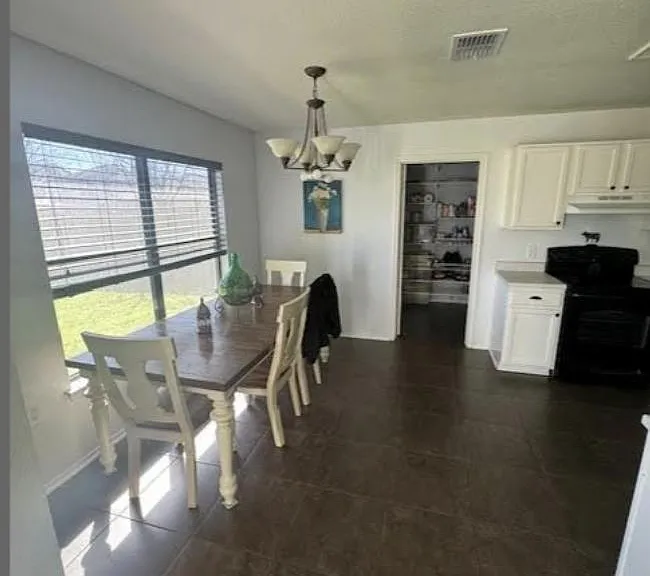 7605 Marble Crest Dr — Photo 5