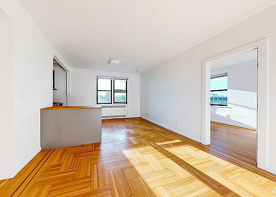 3rd image of 200 Haven Ave APT 2H