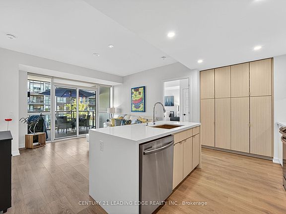 4th image of 415 Sea Ray Ave #228