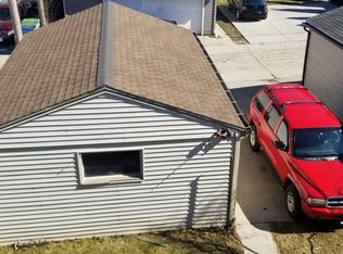 3046 S 16th St, Milwaukee, WI 53215