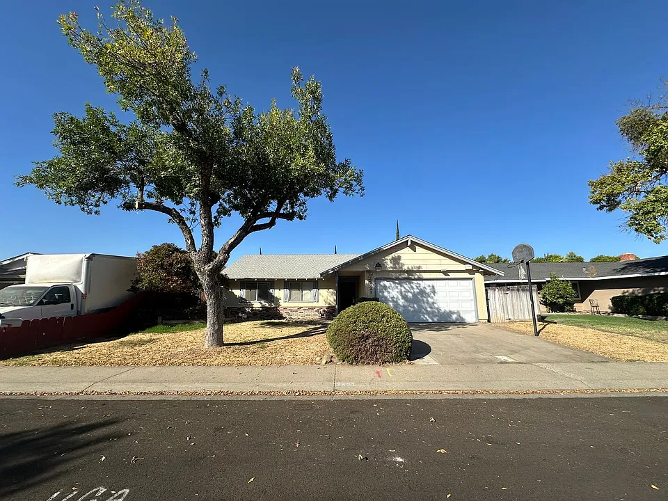 2521 Casita Dr