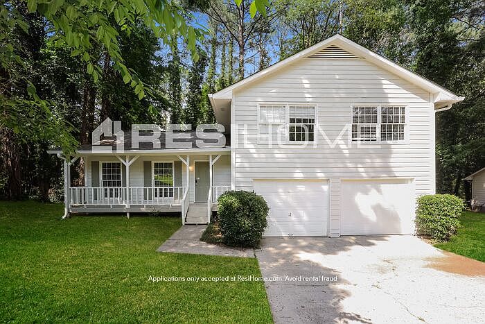 1st image of 1923 Lisa Ln