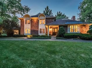 125 Ladue Farm Rd, Saint Louis, MO 63141