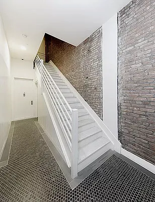 Rented by REAL New York | media 18