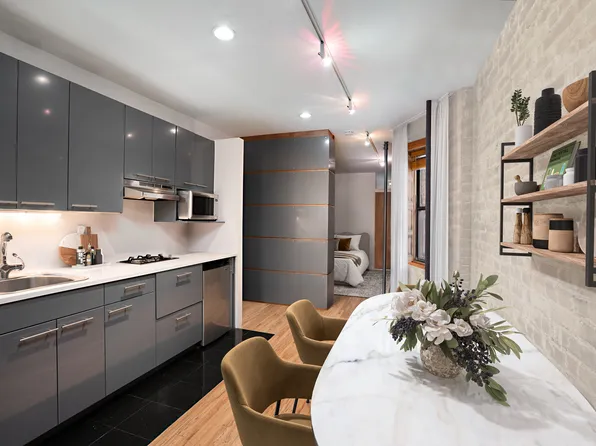 218 East 82nd Street image 3 of 9