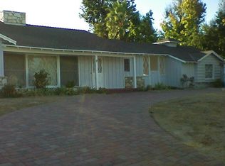 8511 Hatillo Ave, Winnetka, CA 91306