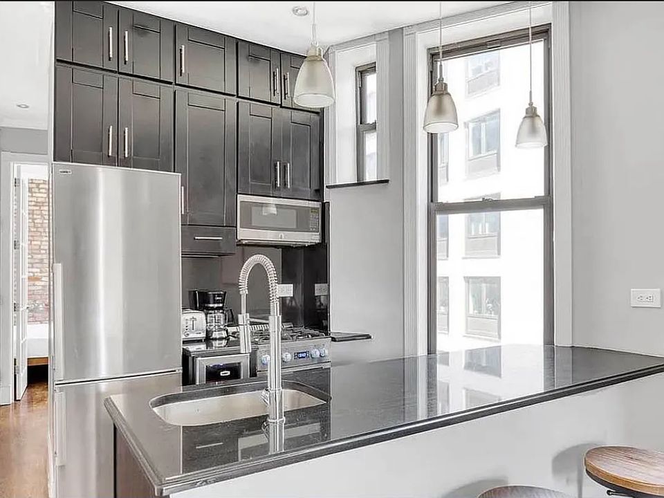 2nd image of 437 W 53rd St #5D