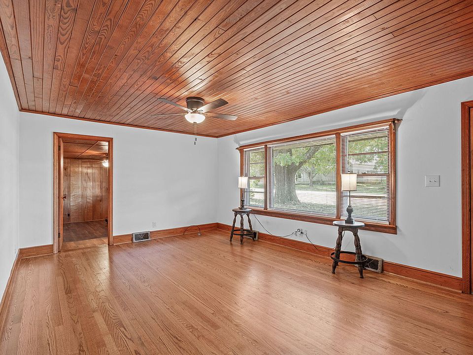 1st image of 435 Tant Rd