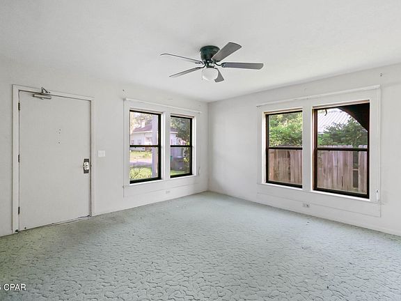 4th image of 633 3rd St