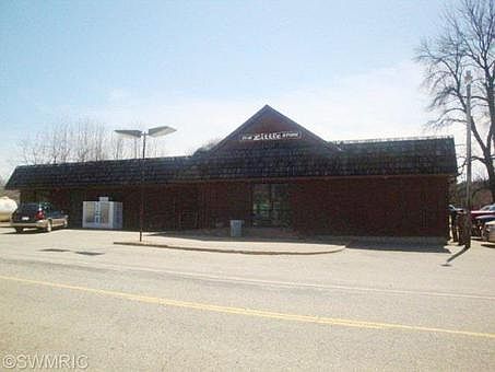 1st image of 6586 122nd Ave