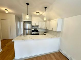 50-19 38th St #7, Long Island City, NY 11101
