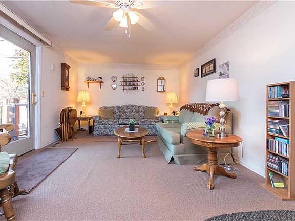 5th image of 1166 Peppertree Dr