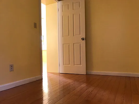 Rented by Keller Williams NYC | media 8