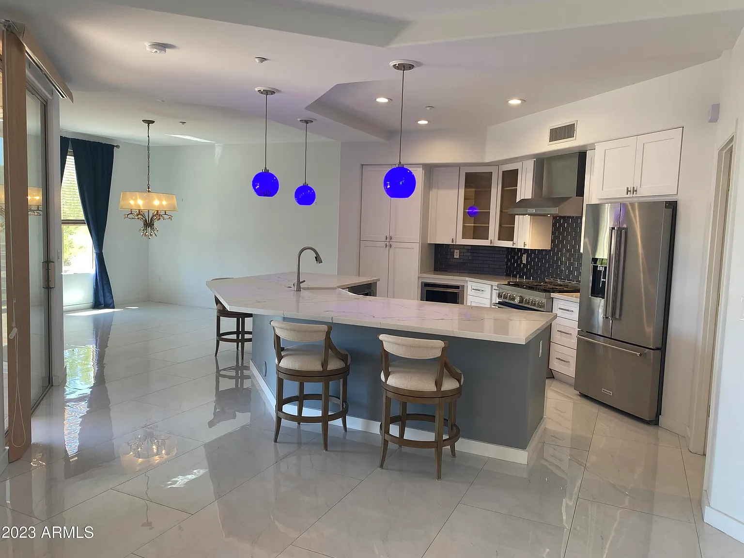 2 bed, 2.0 bath, 2144 sqft, $3,500 — Photo 2
