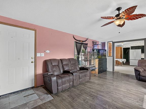 4th image of 1881 Falcon Cir W