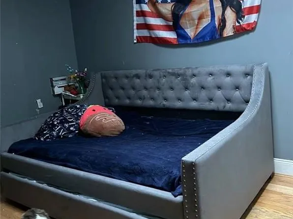 204 Highlawn Avenue image 8 of 11