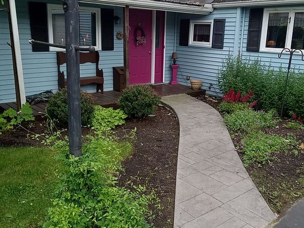 253 Gray Ln