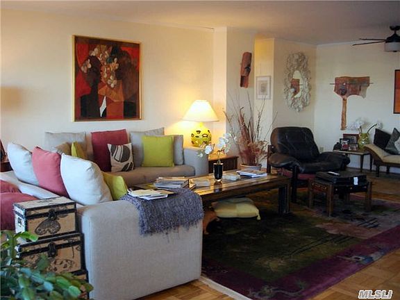 5th image of 16625 Powells Cove Blvd APT 15K