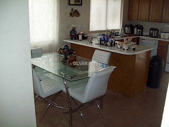 3rd image of 4612 Bumblebee Cir