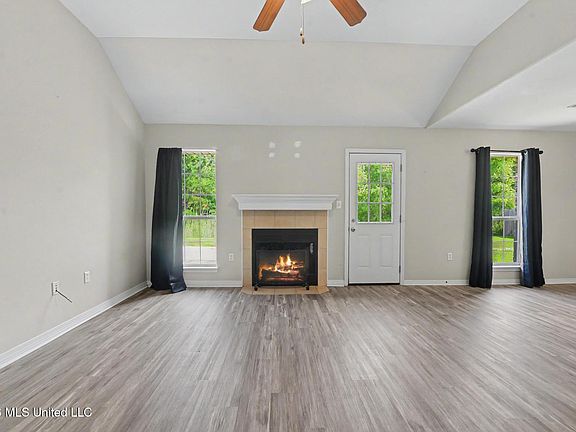 3rd image of 2313 Paula Cir
