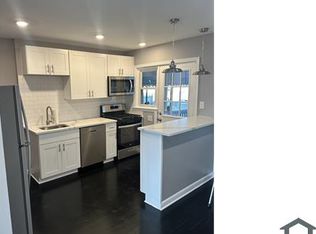 2211 Firethorn Rd, Baltimore, MD 21220