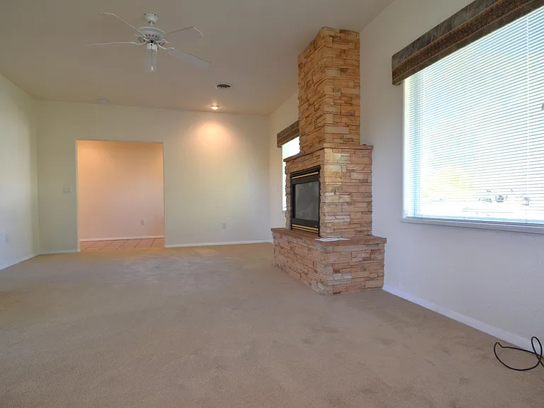 2333 Promontory Ct — Photo 7