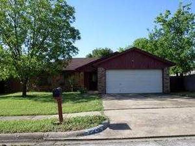 5704 Chesapeake St, Watauga, TX, 76148