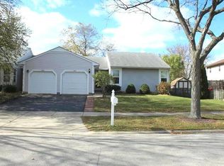 515 E Lyon Dr #515, Buffalo Grove, IL 60089