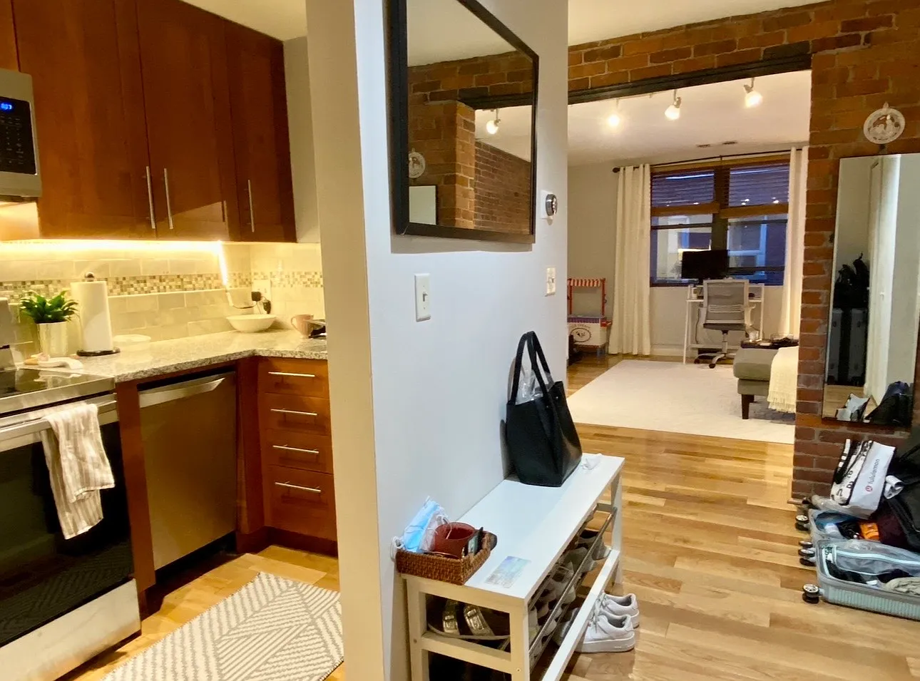 1 bed, 599 sqft, $2,600 — Photo 1