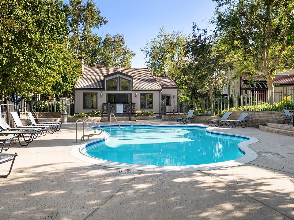 21900 Marylee St, Woodland Hills, CA 91367 | Zillow