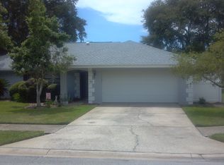 110 Rosewood Ct, Palm Harbor, FL 34685