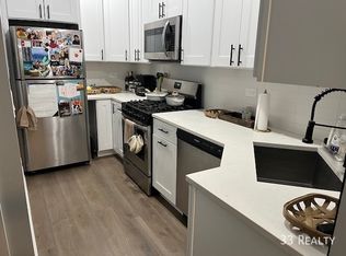 1402 N Greenview Ave APT GR, Chicago, IL 60642