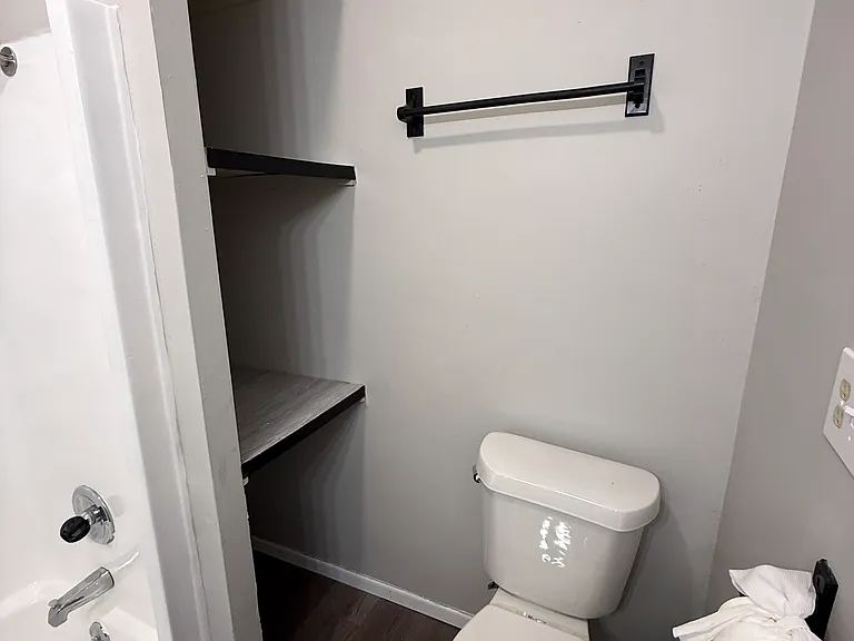 404 W State St #2 — Photo 8