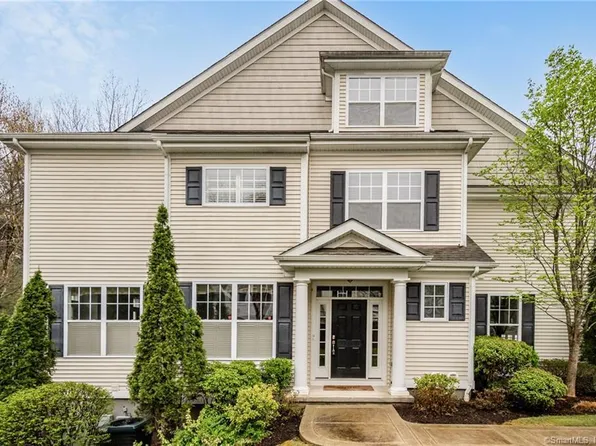 34 Ridgewood Drive #34, Middlebury, CT 06762