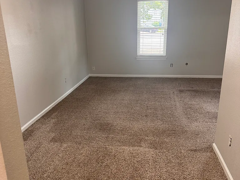 1307 Gaineford Ct — Photo 6