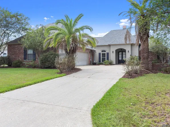 12345 Old Mill Dr, Geismar, LA 70734
