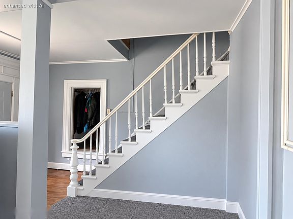 3rd image of 303 Saint Lawrence Ave