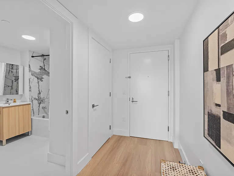 1 Lyon Place — Photo 31