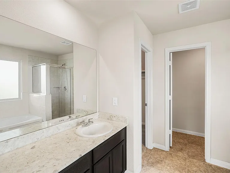 15622 Marble Bluff Ln — Photo 24