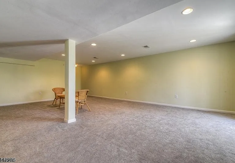 106 Donato Cir — Photo 20