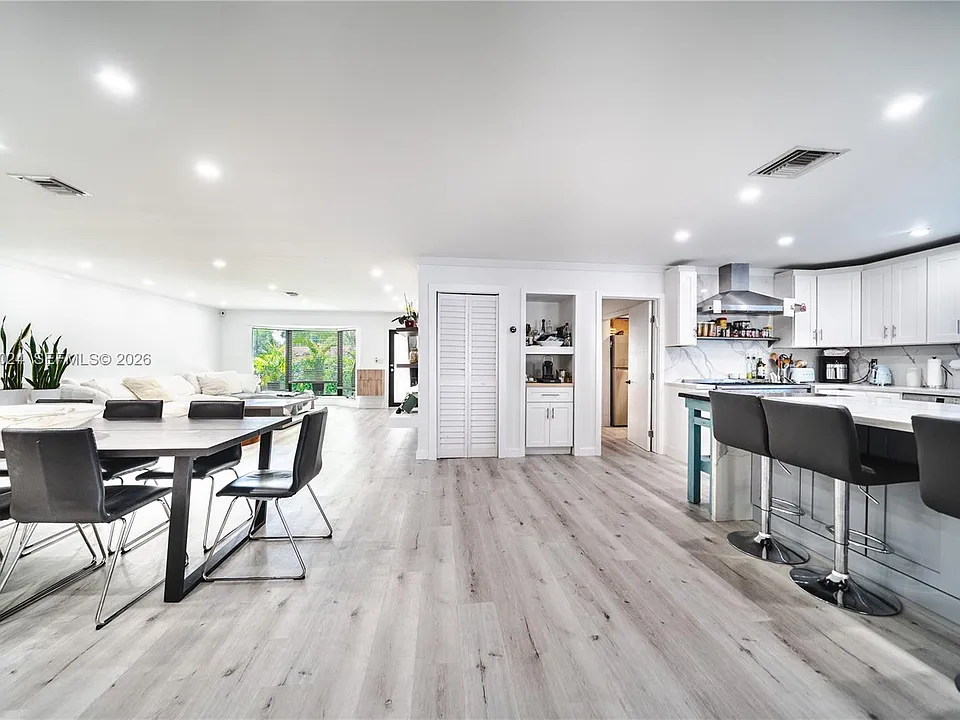 1301 Funston St