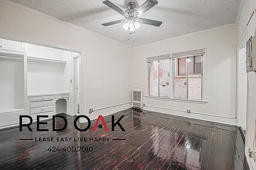 425427 S Grand View St Photo 1