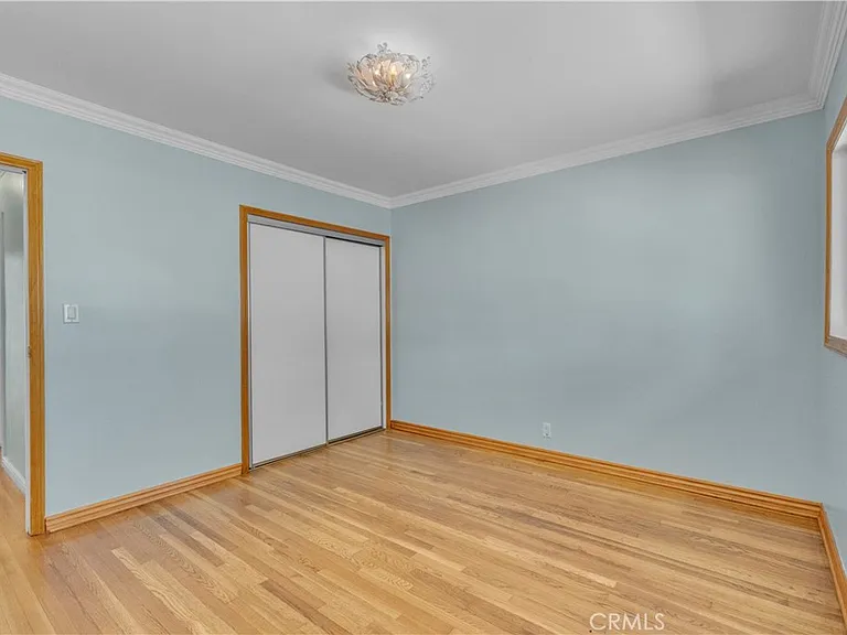 5452 Halbrent Ave — Photo 20