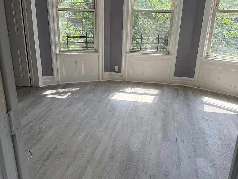17-19 Chelsea Ave #2 — Photo 5
