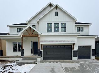 1605 SW Arbor Park Dr, Lees Summit, MO 64082