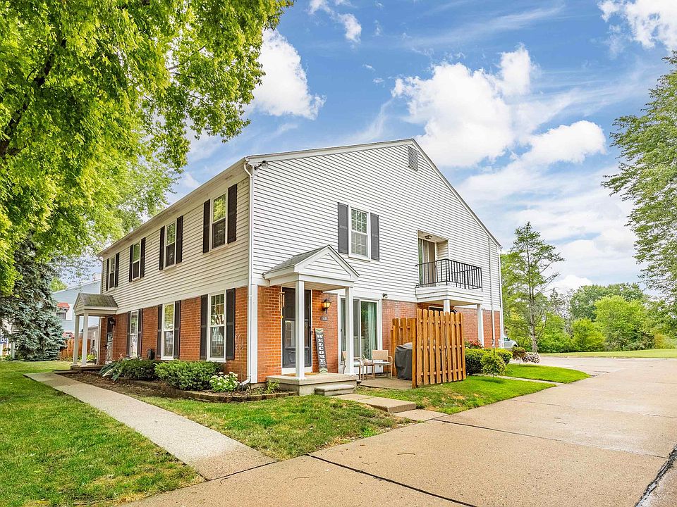 1st image of 24686 Meadow Creek Dr